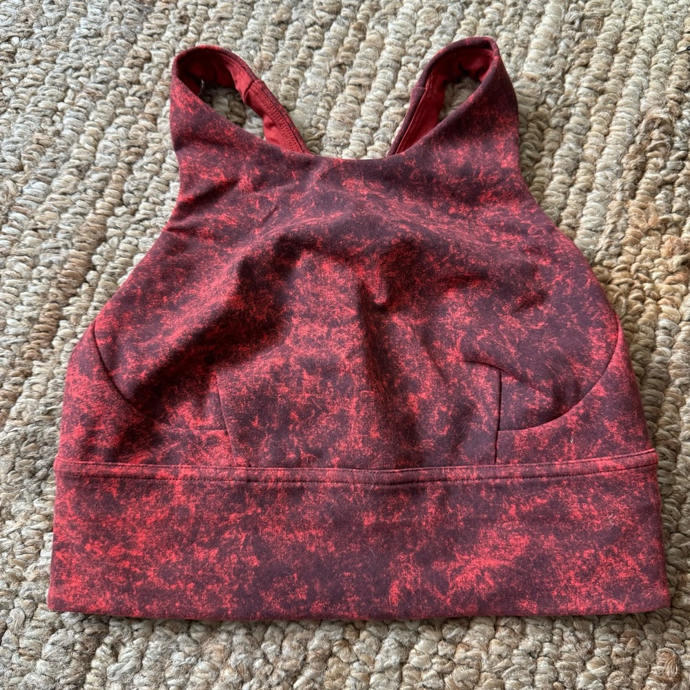 Lululemon sports bra